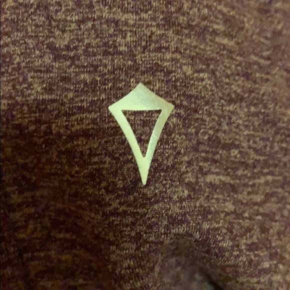 Ivivva VERY comfy and stretchy sweatpants. - Picture 3 of 3